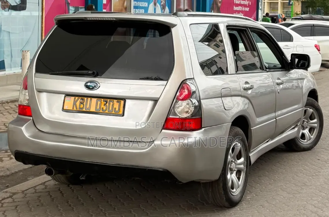 Subaru Forester 2006 Silver