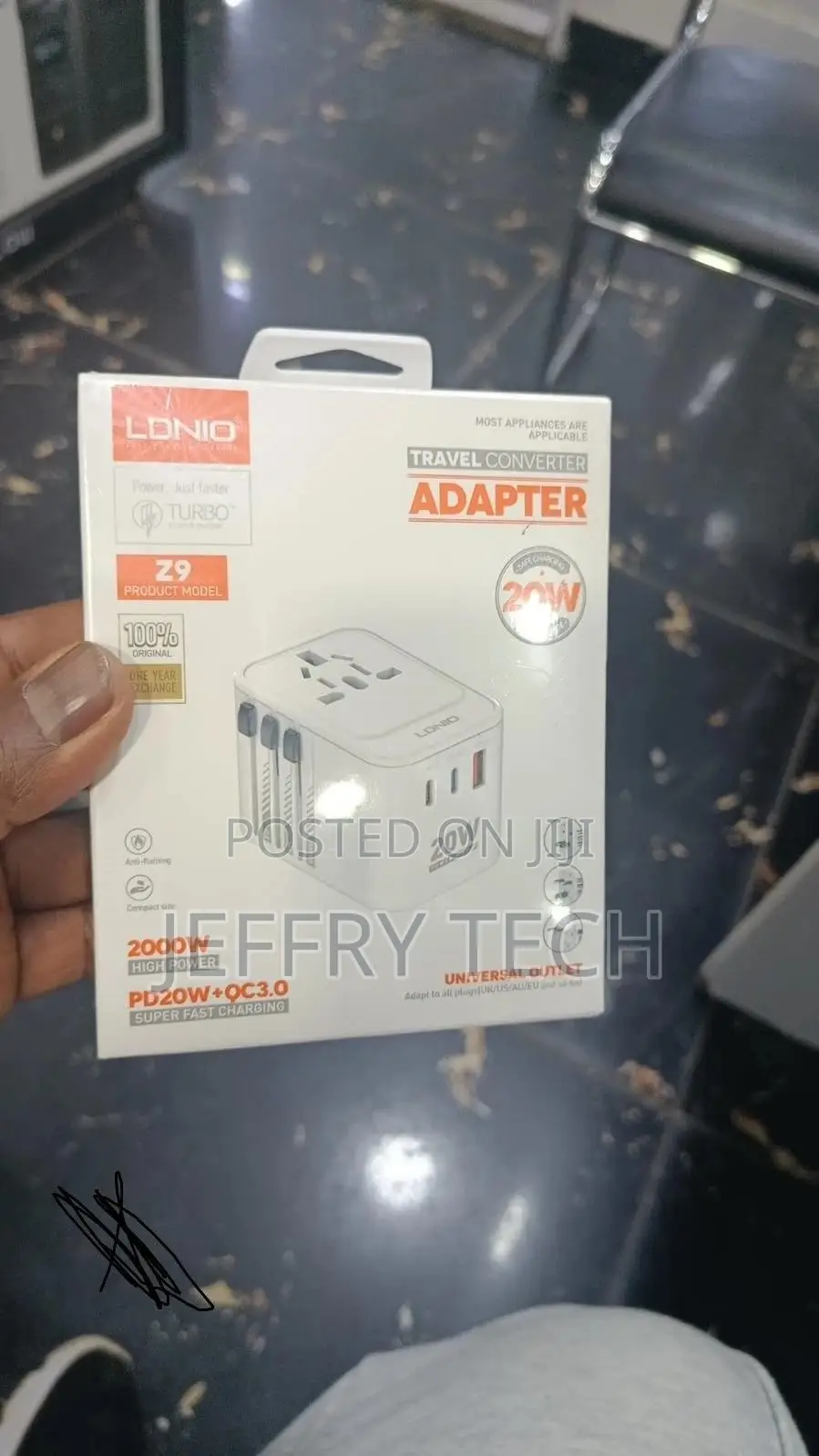 LDNIO Z9 3 USB Ports 20W GaN Travel Adapter