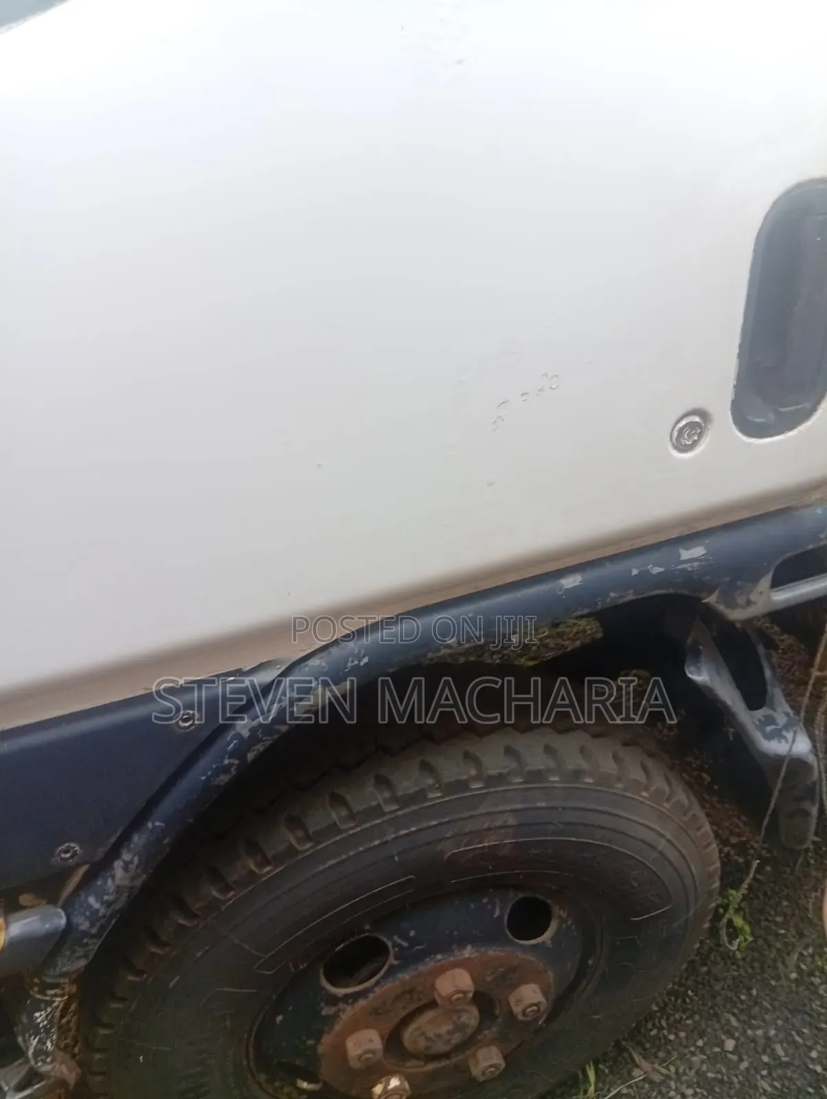 Mitsubishi Canter 33