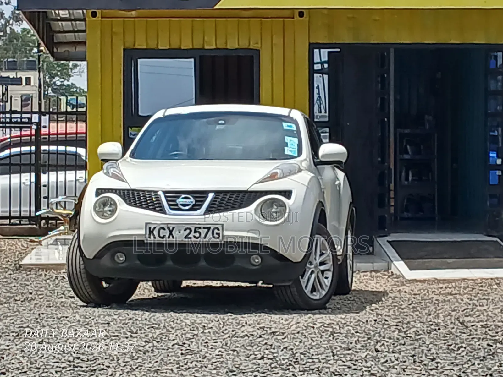 Nissan Juke 2012 White
