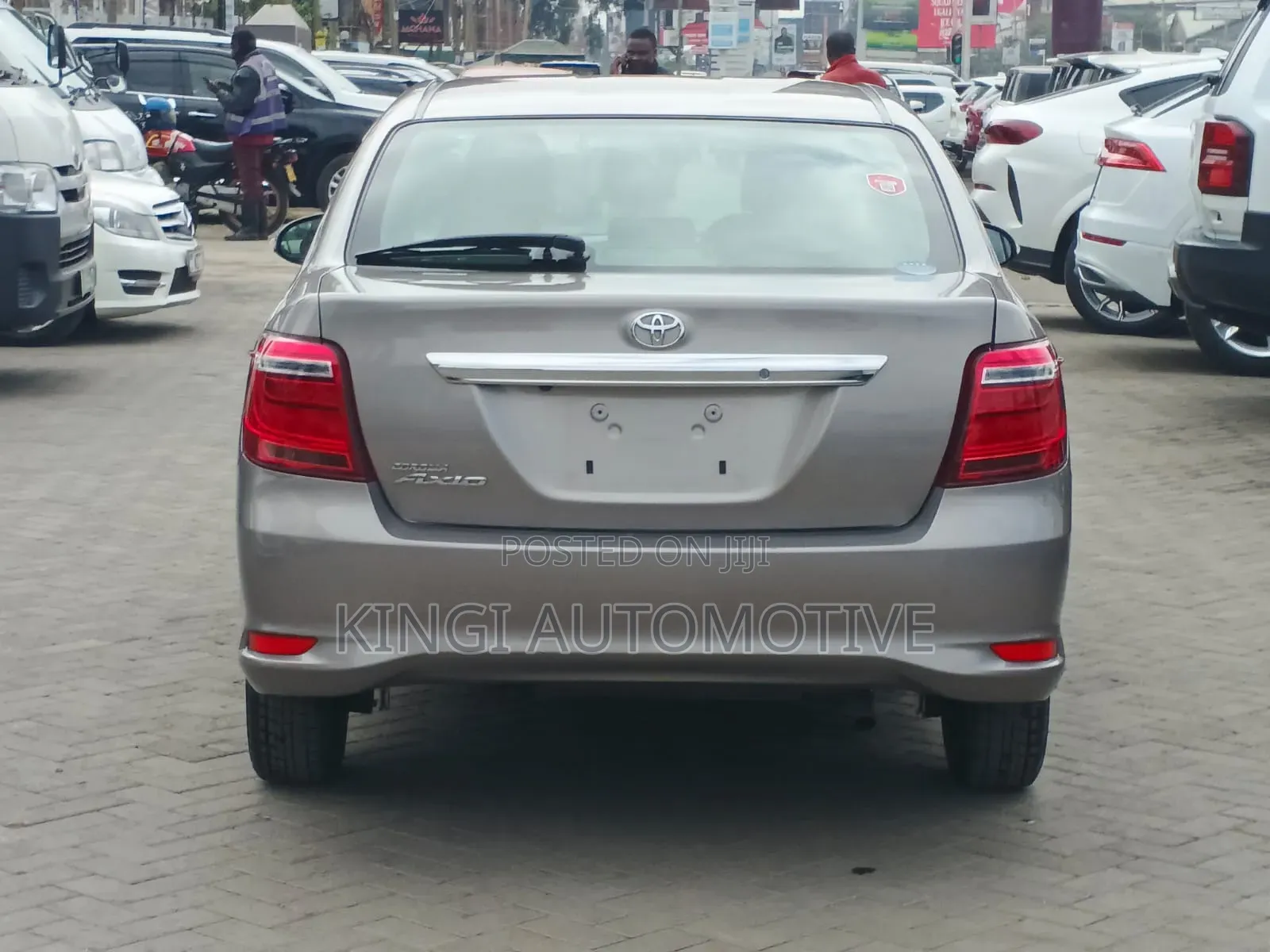 Toyota Axio 2019 Gold