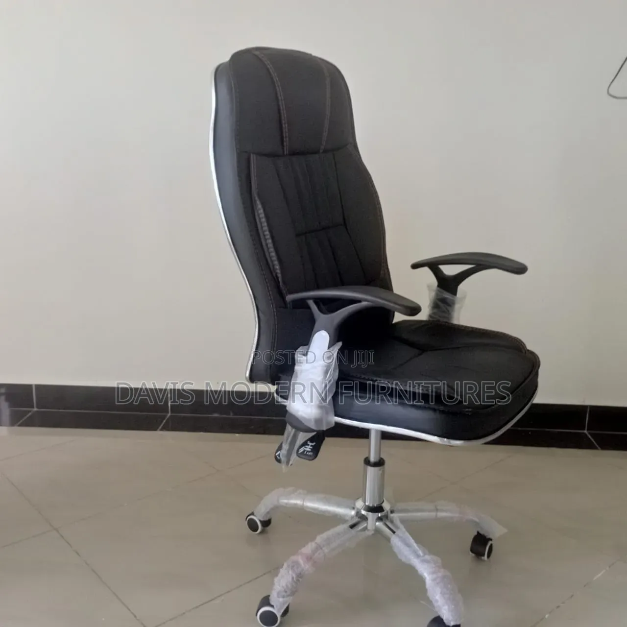 High -Back Executive Office Chair