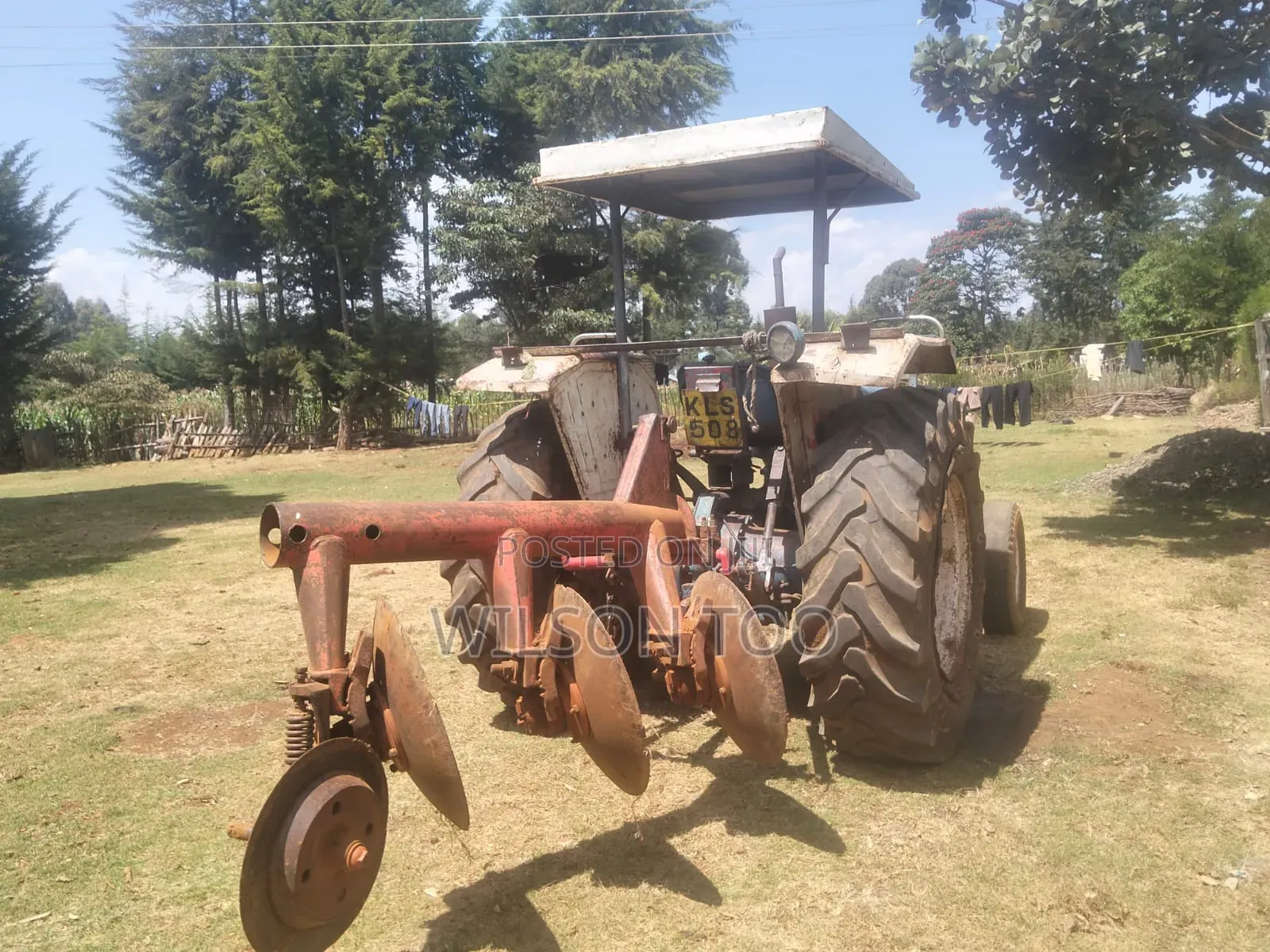 Tractor Ford 4000 Blue
