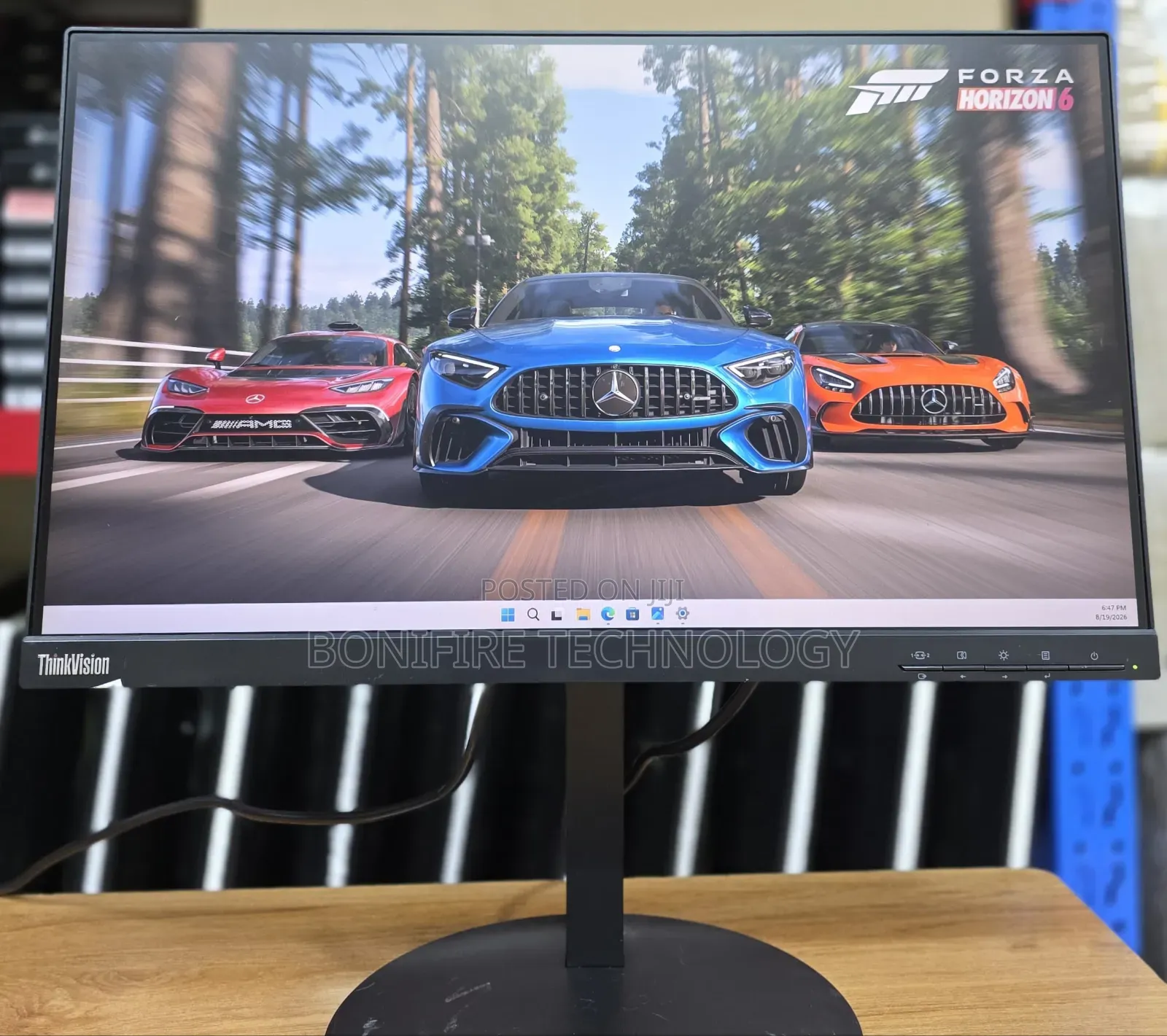 Lenovo T22i -10 
22 Inch FHD Monitor 
Vga/Hdmi/Display 
Adjustable Sta