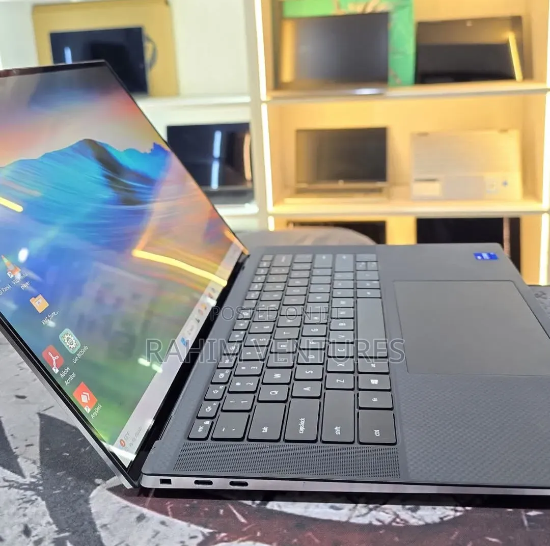 Laptop Dell Precision 5560 16GB Intel Core i7 SSD 512GB