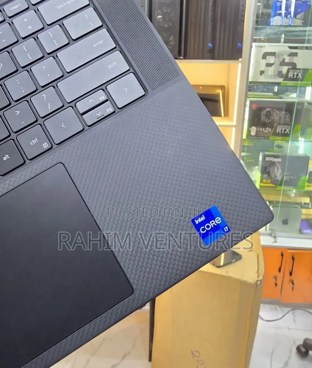 Laptop Dell Precision 5560 16GB Intel Core i7 SSD 512GB