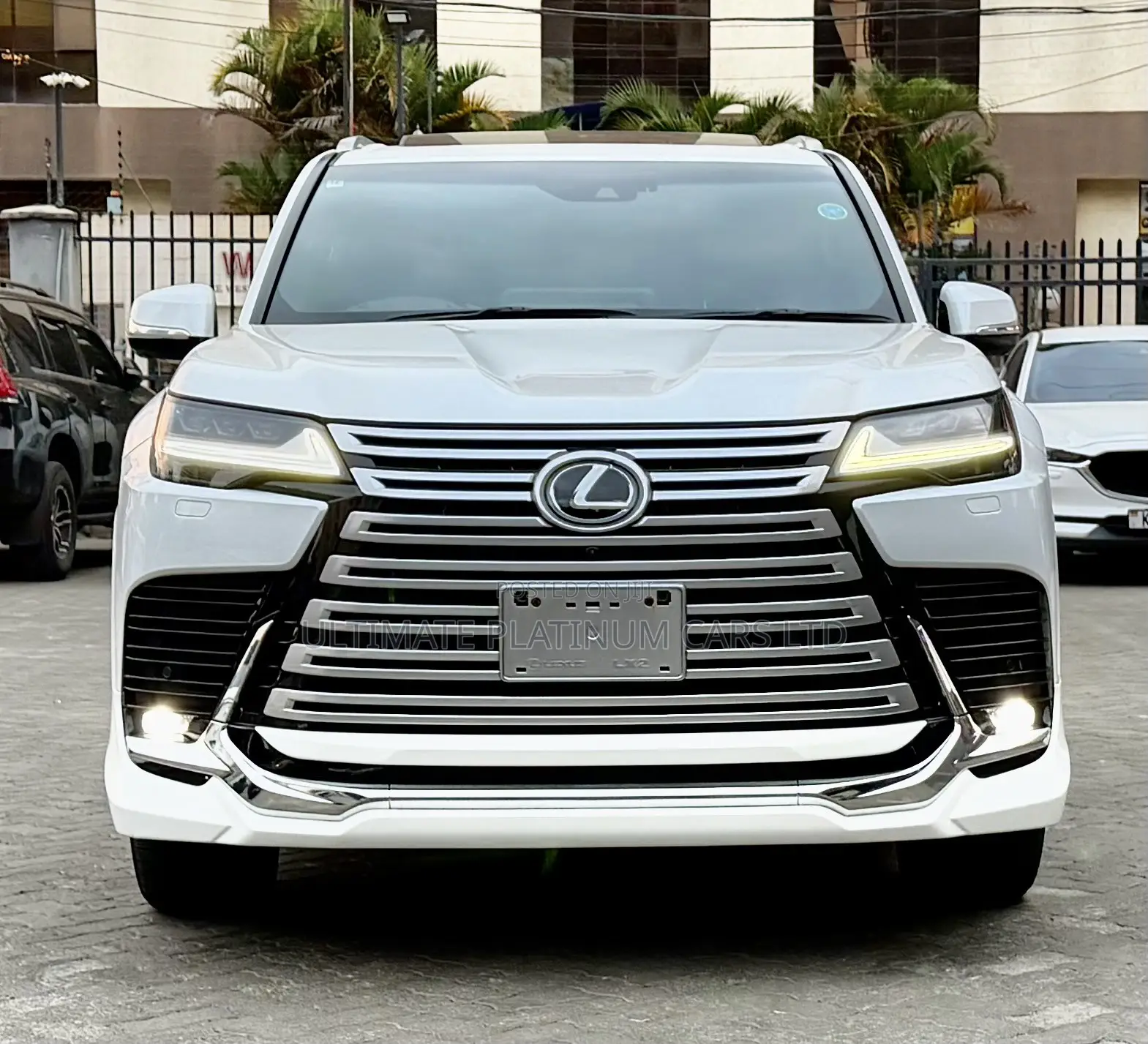 Lexus LX 600 2023 White