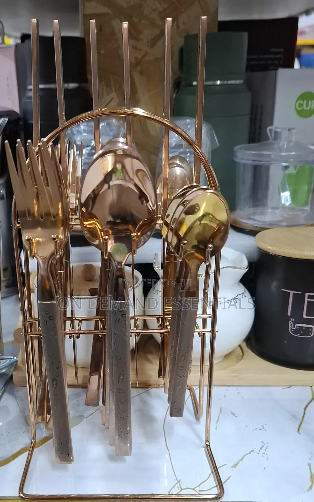 24 PCS Stainless Cutlery Sets 
Champagne 
Perfect Excellent Quality
