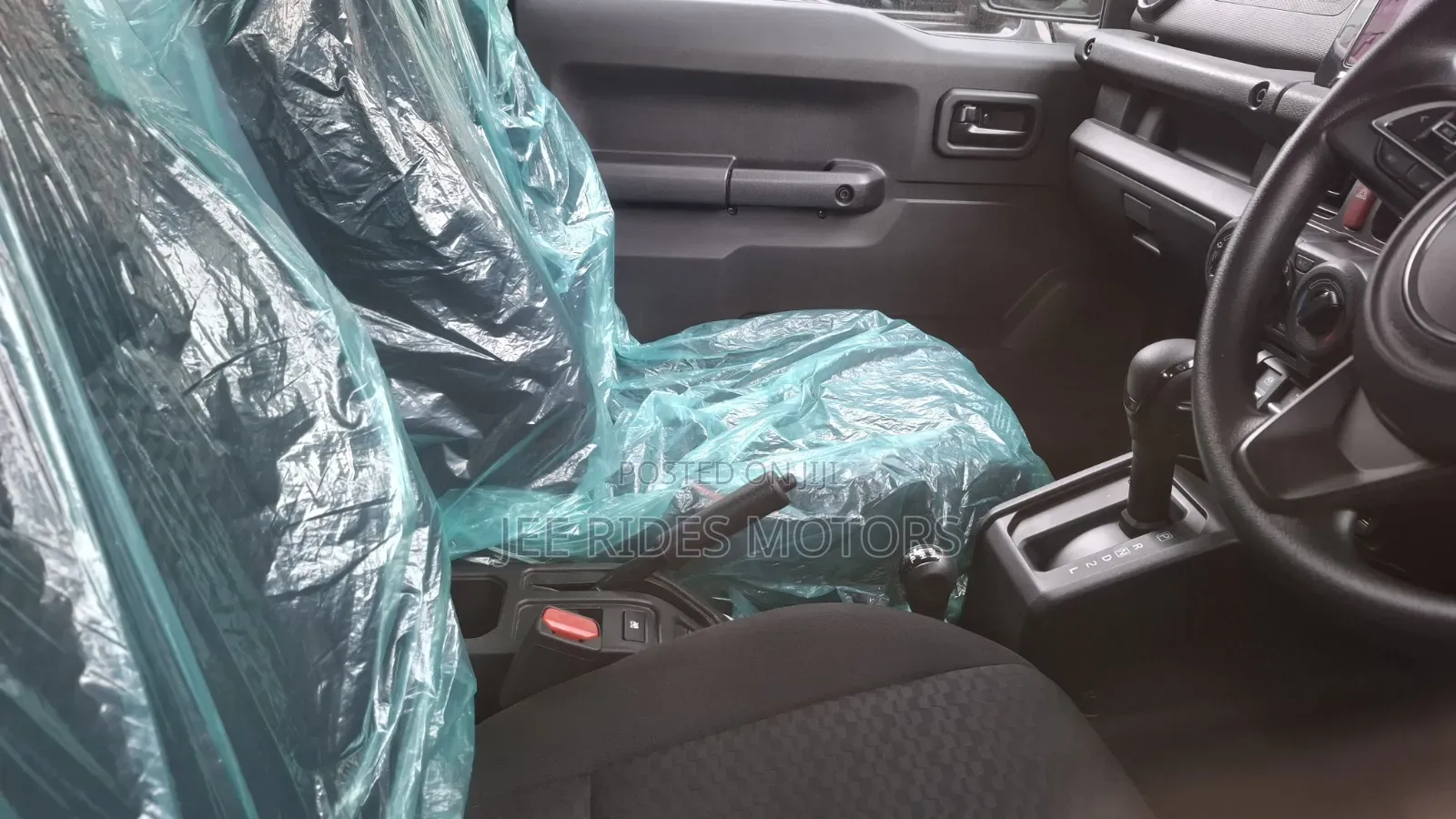 Suzuki Sierra 2024 Gray