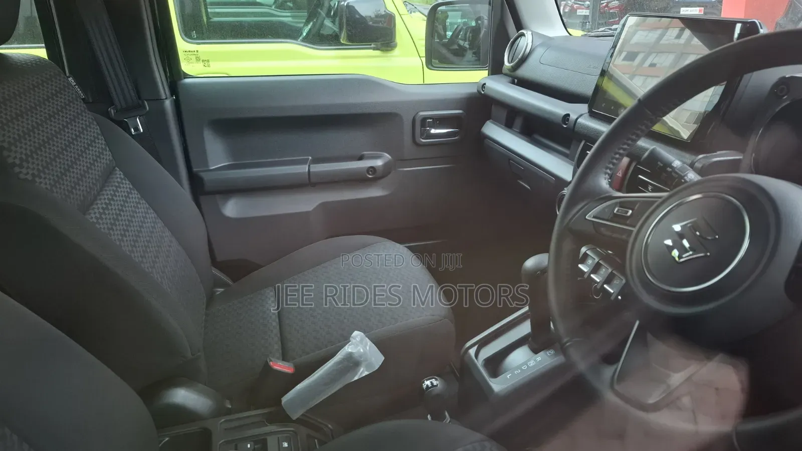 Suzuki Jimny 2025 White