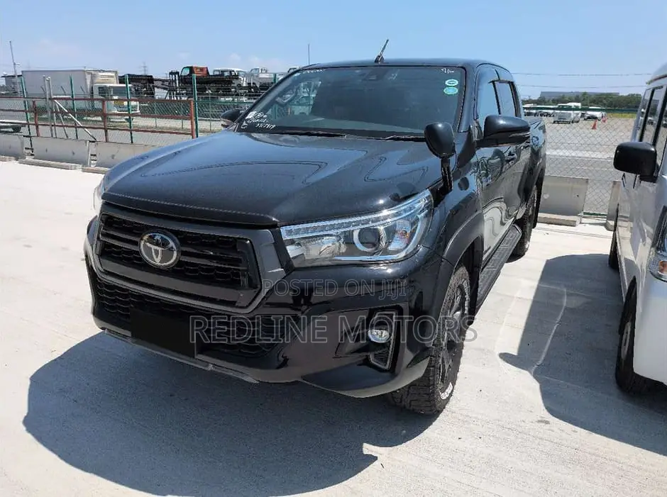 Toyota Hilux 2.4 Diesel 2020 Black