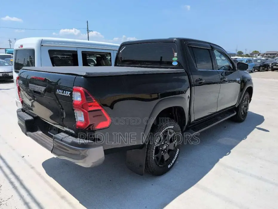 Toyota Hilux 2.4 Diesel 2020 Black
