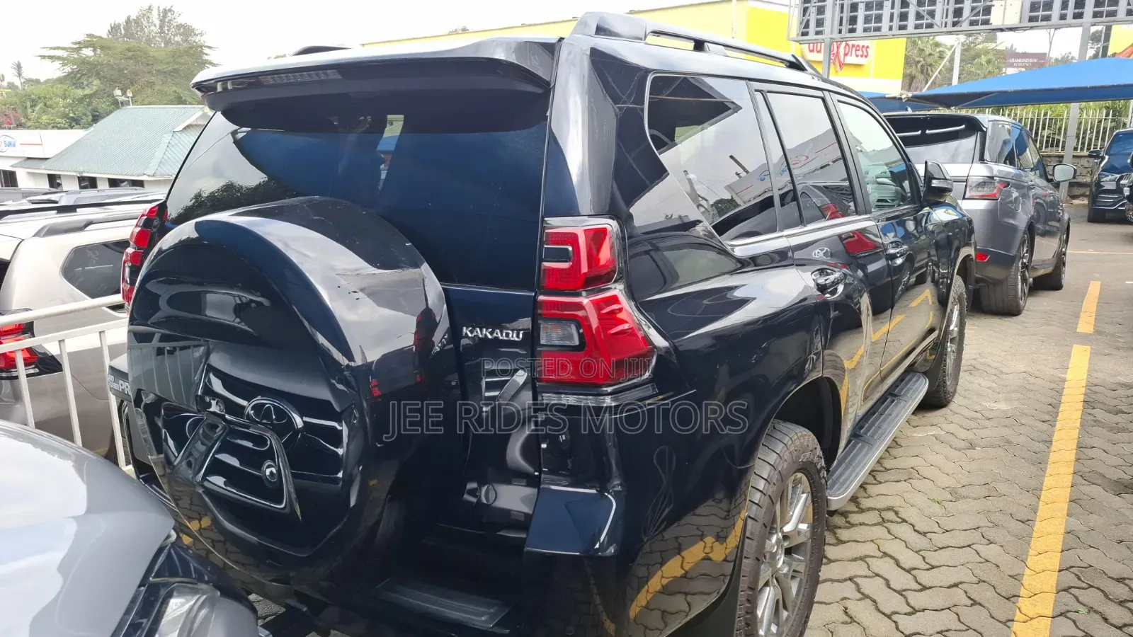 Toyota Land Cruiser Prado 2021 Black