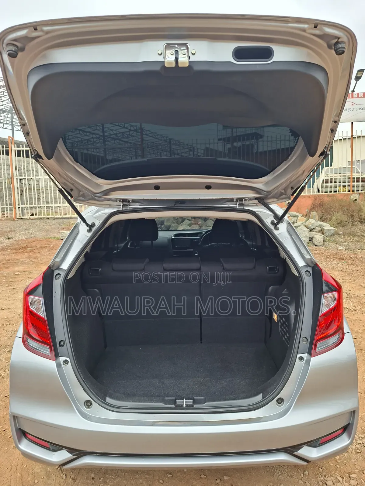 Honda Fit 2018 Silver