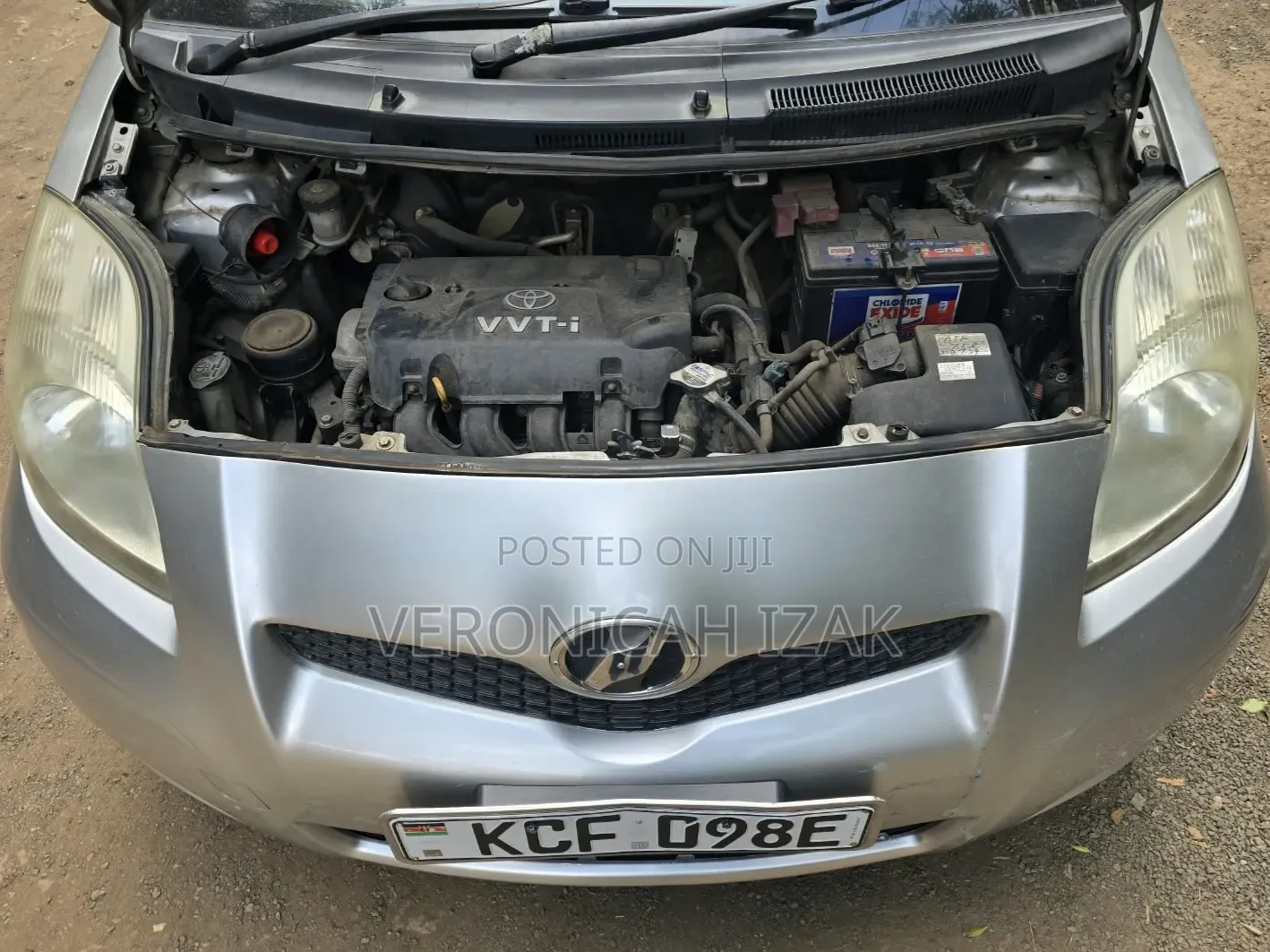 Toyota Vitz 2008 Silver