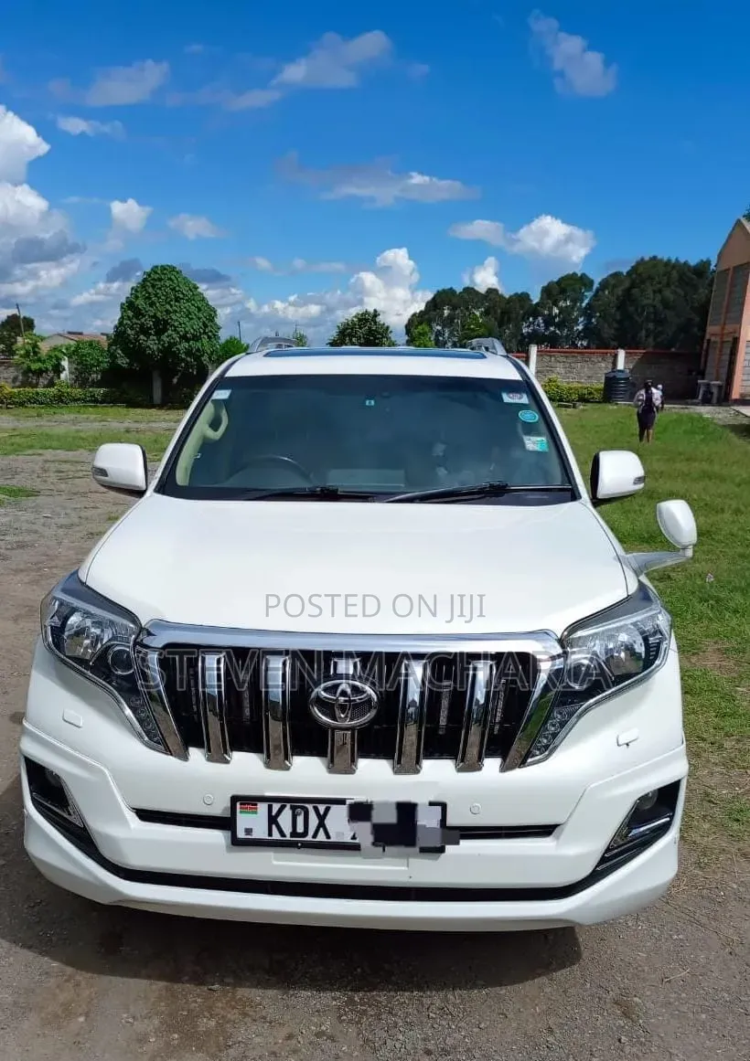 Toyota Land Cruiser Prado 2015 White