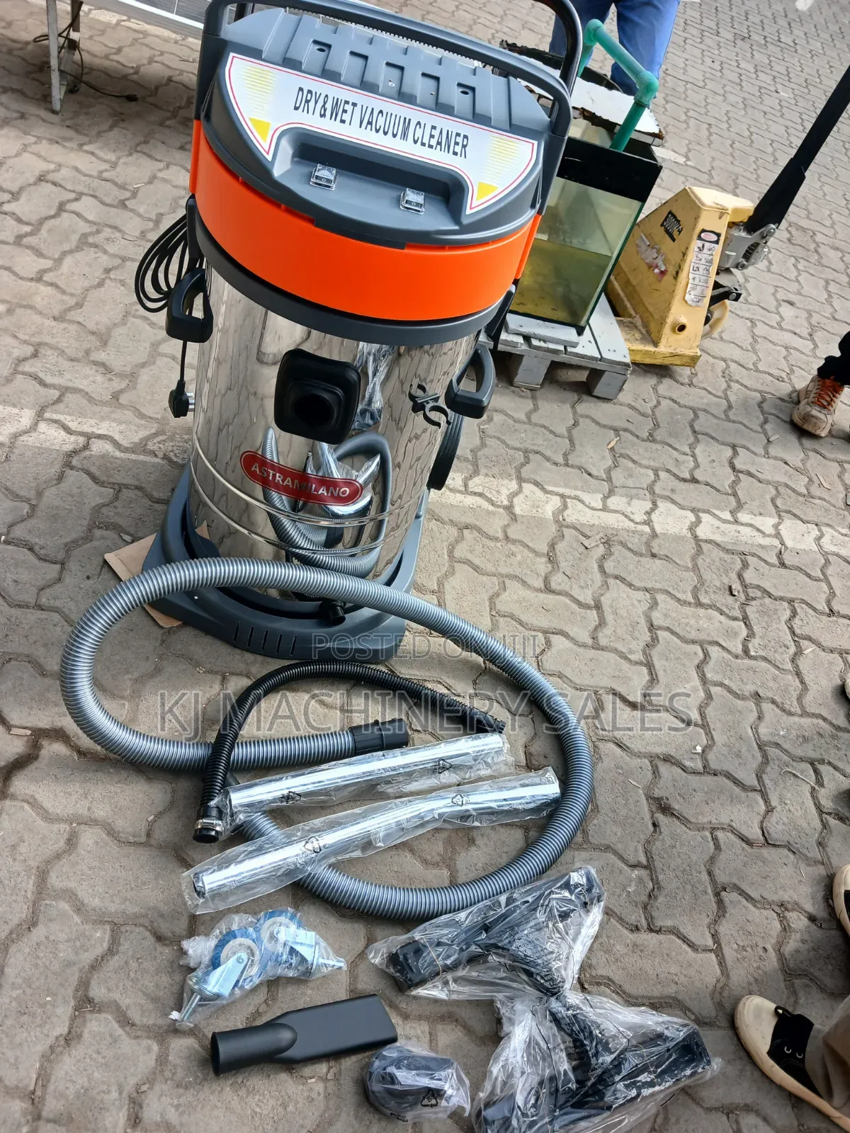 Vacuum Cleaner Wet and Dry 100l