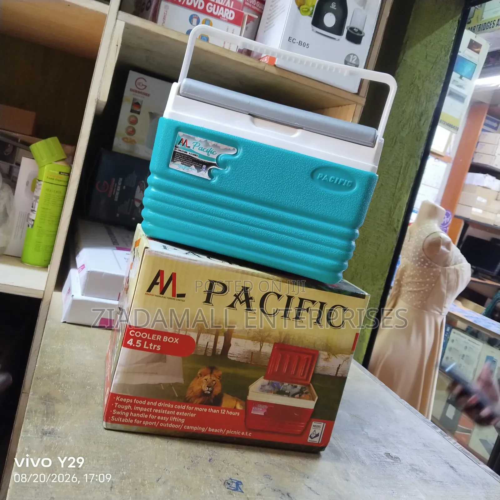 Pacific 4.5L Cooler Boxs. Available