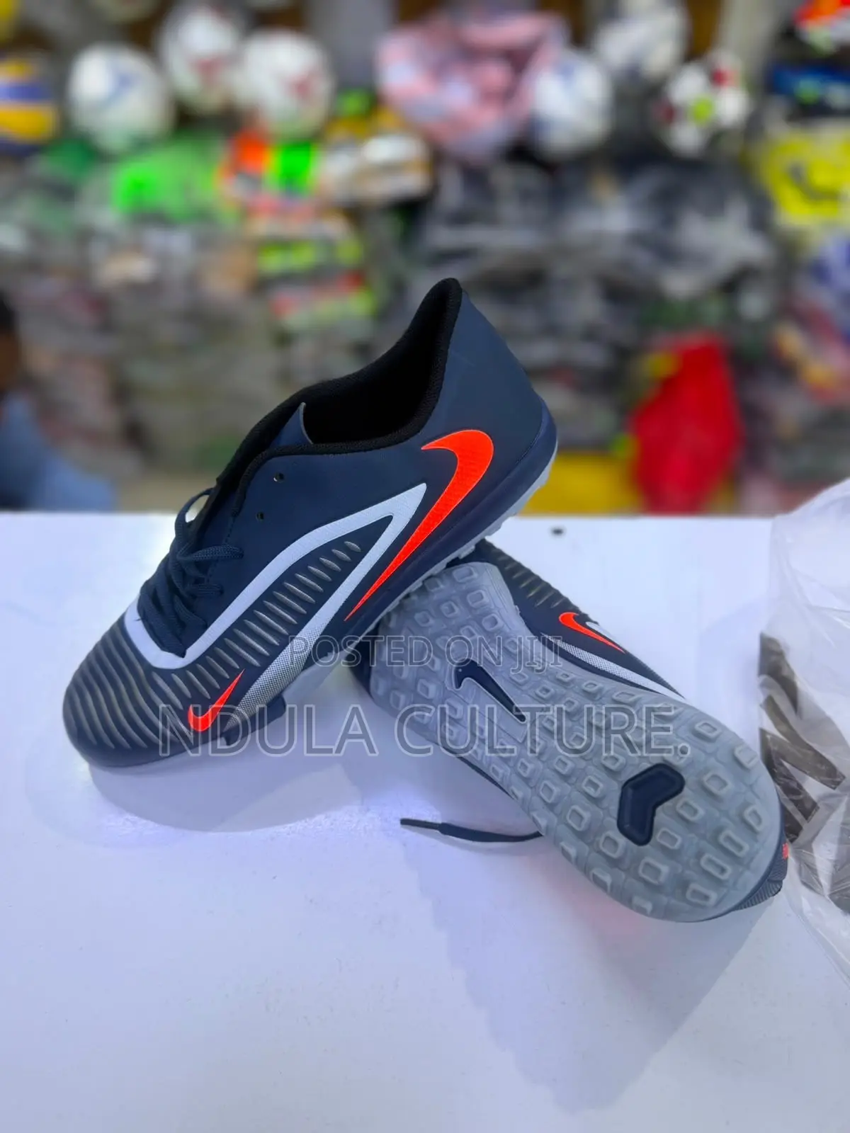 Nike Phantom 6 Kids Trainer Boots