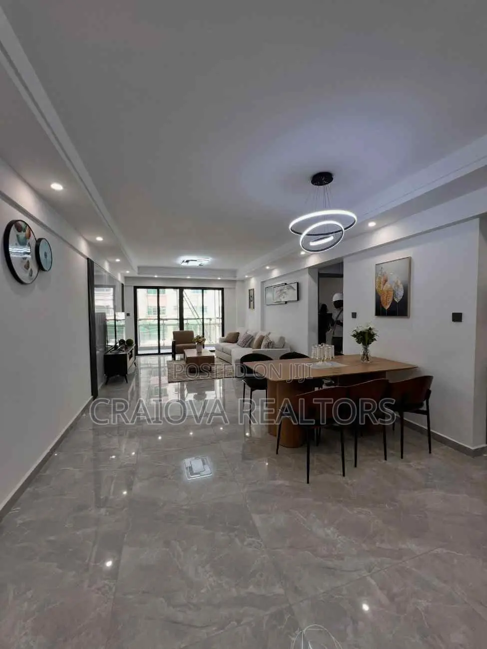 2bdrm Apartment in Valley Arcade for sale