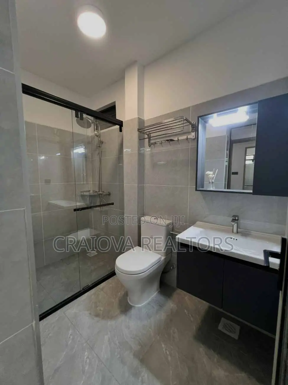 2bdrm Apartment in Valley Arcade for sale