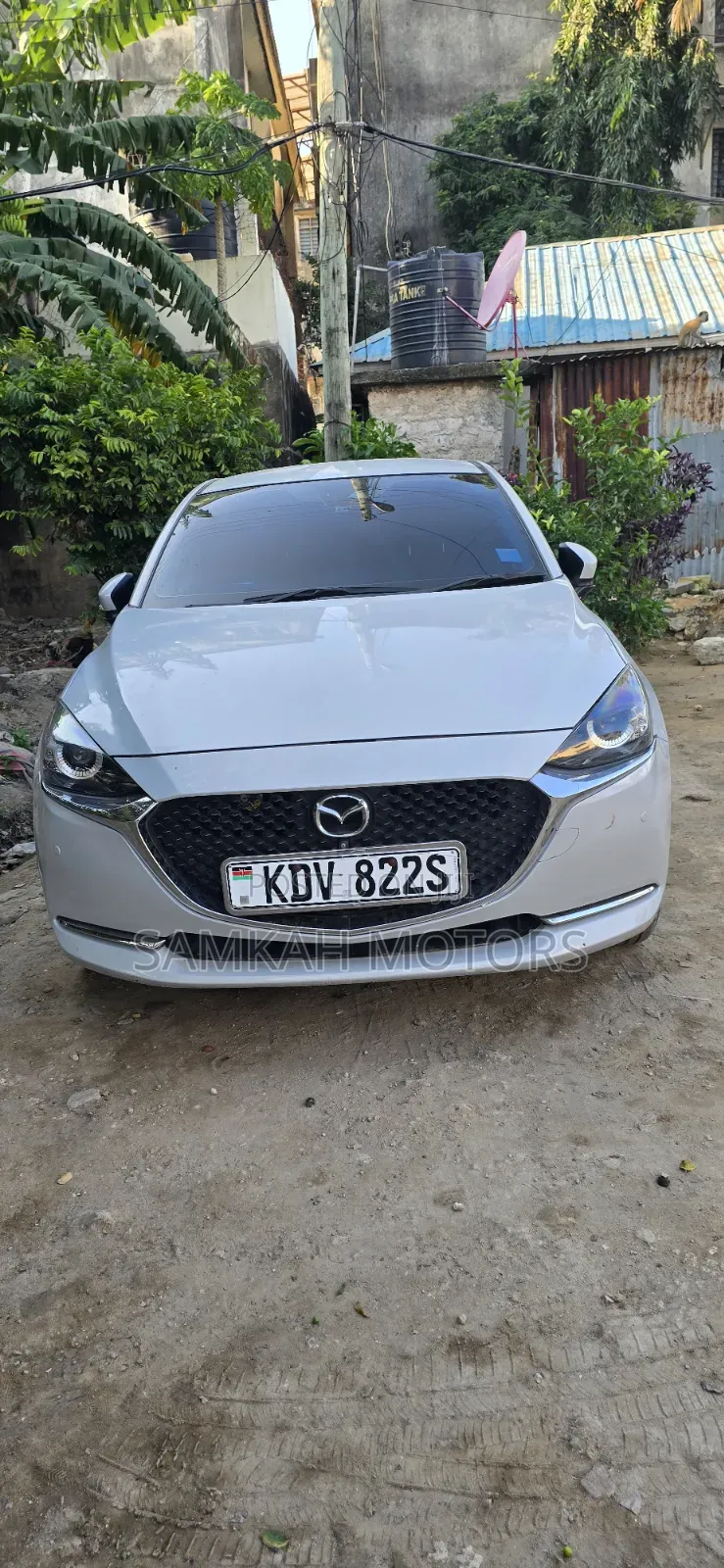 Mazda 2 2019 White