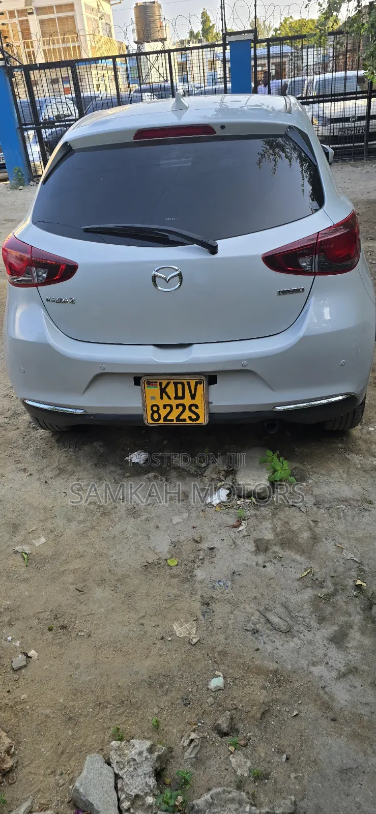 Mazda 2 2019 White