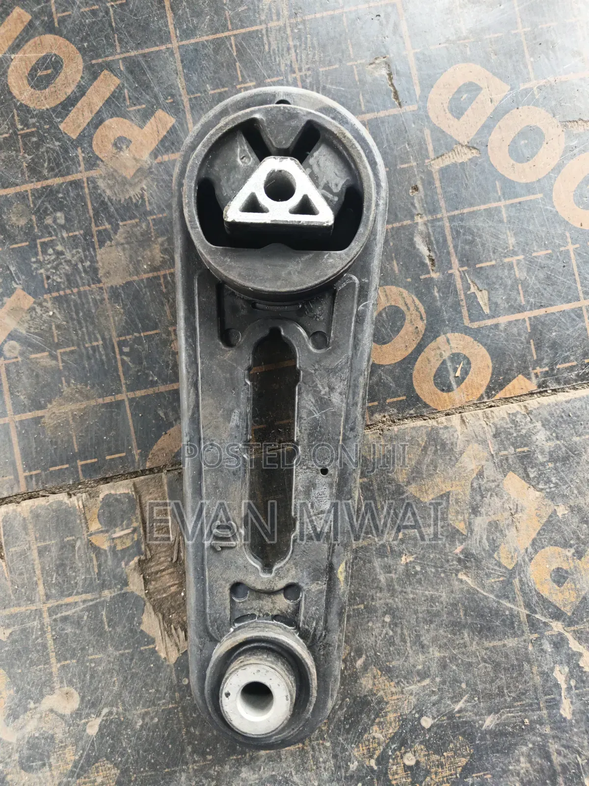 Nissan Tilda/ Wingroad Y12/Nv200/Note Gearbox/ Crossmember Mounting