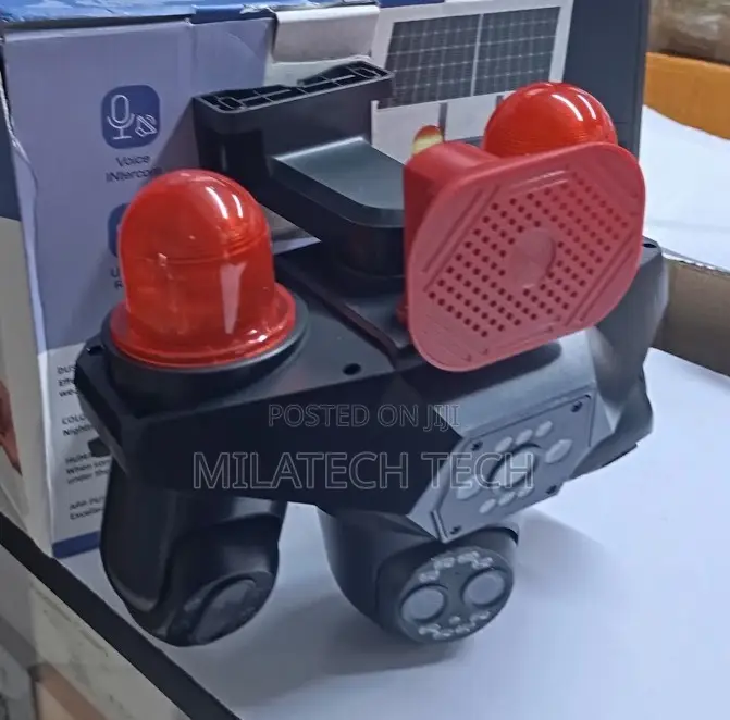 4-Lens Solar PTZ Security Camera 4G