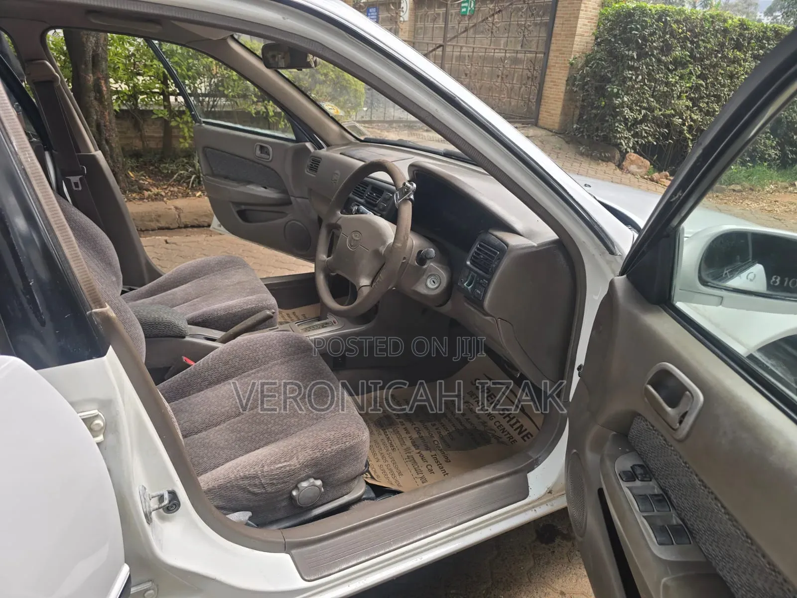 Toyota Corolla 1997 White