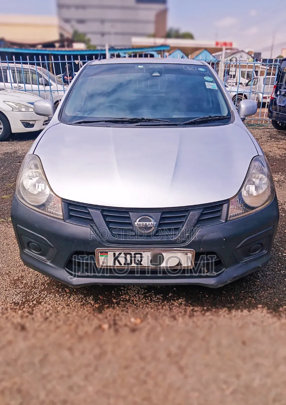 Nissan Advan 2017 Silver