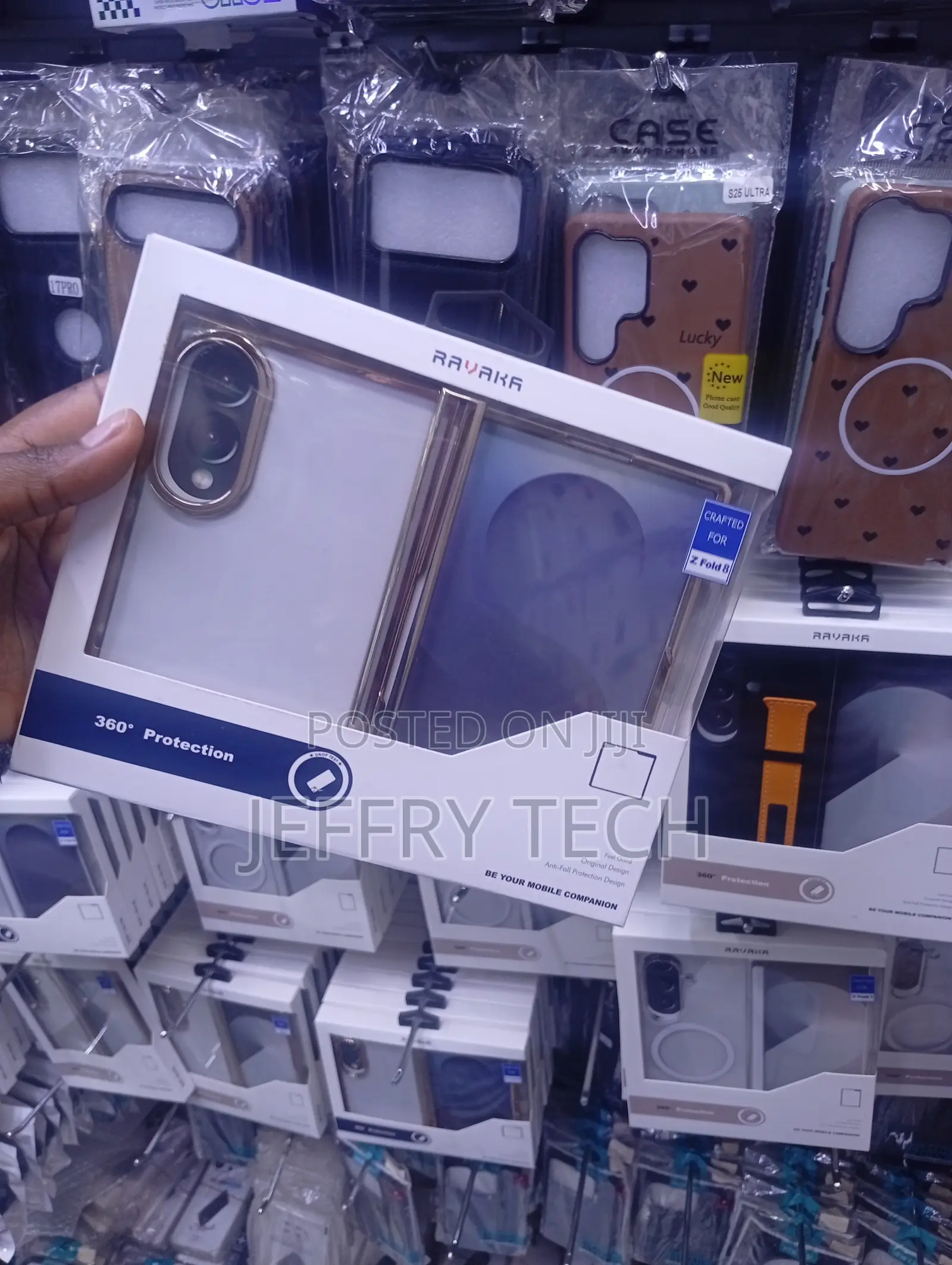 Ravaka Clear Magnetic Case Crafted for the Samsung Galaxy Z Fold 8