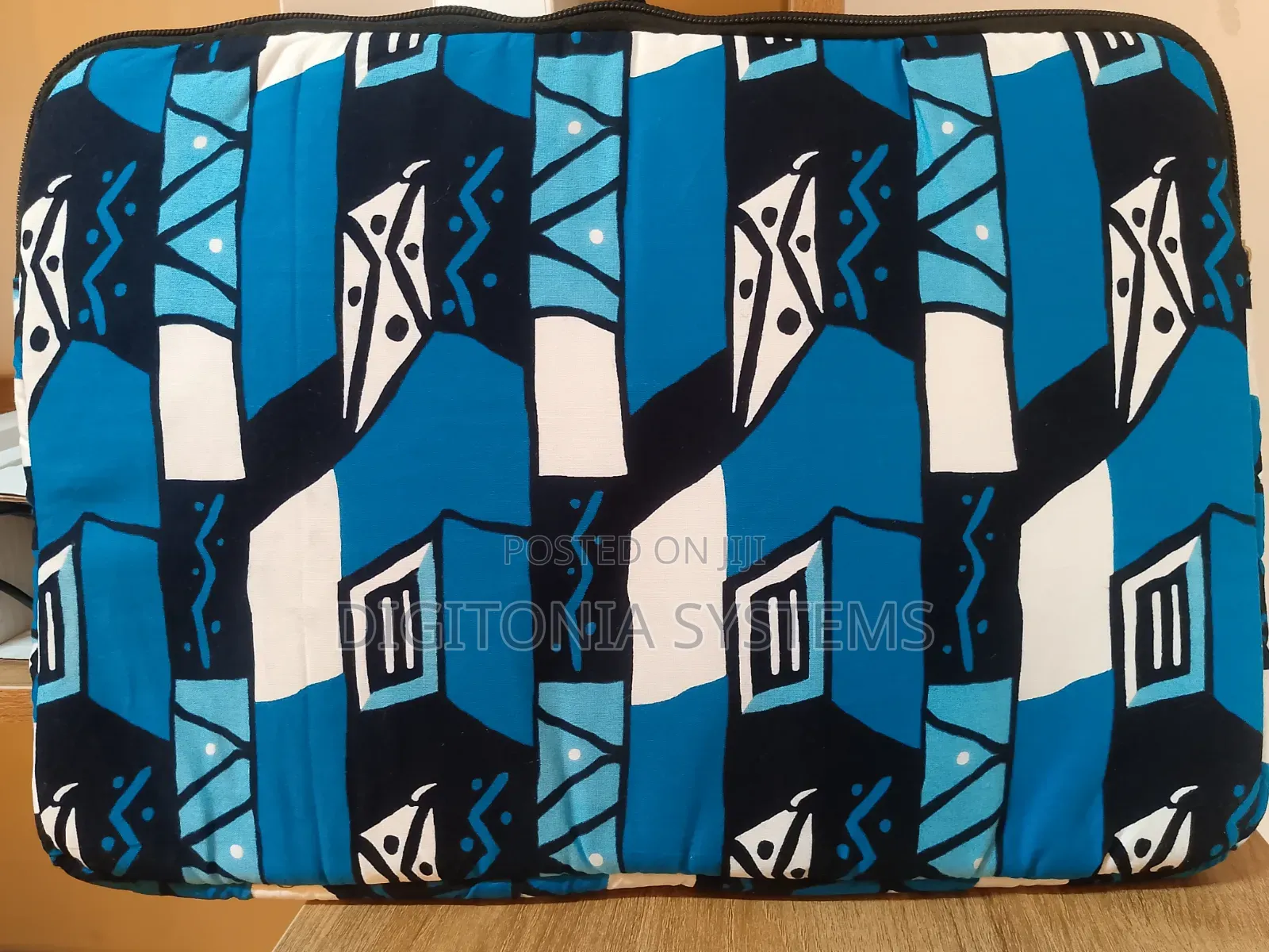 Kitenge Sleeve Bag