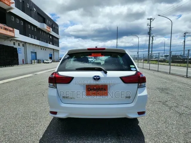 Toyota Corolla Fielder 2019 White