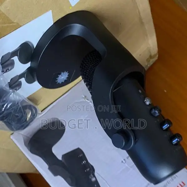 Advanced Desktop Podcast Microphone With Background Sound Reduction