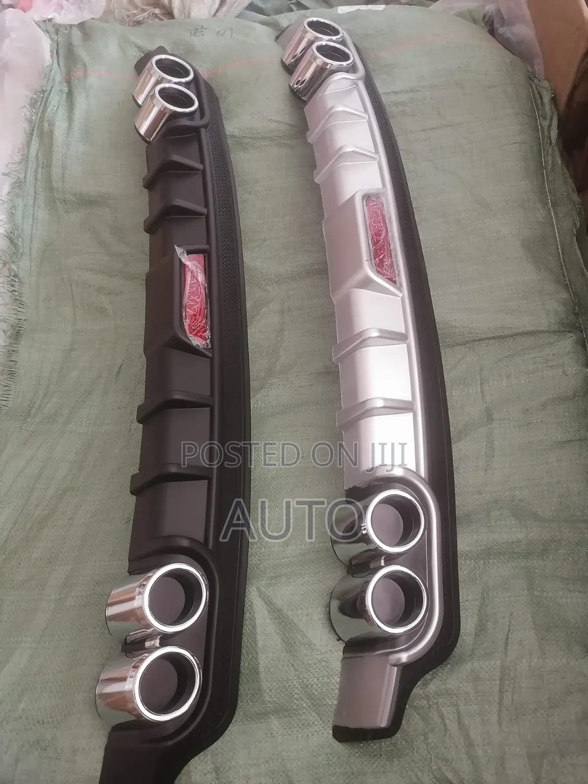 Universal 4 Exhaust Diffuser | Rear Bumper Quad Exhaust Diffuser