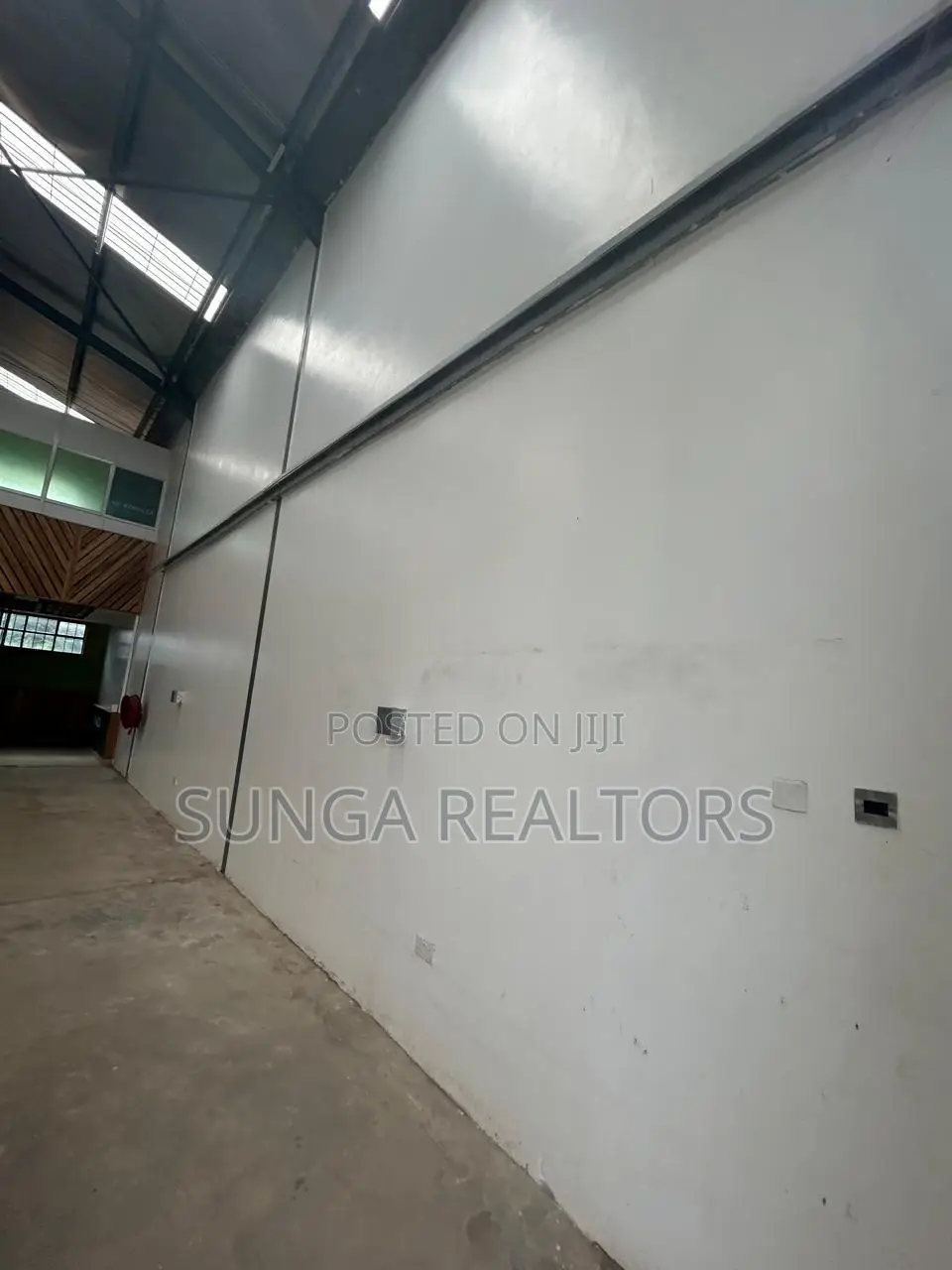 Warehouse for Lease in Kamakis