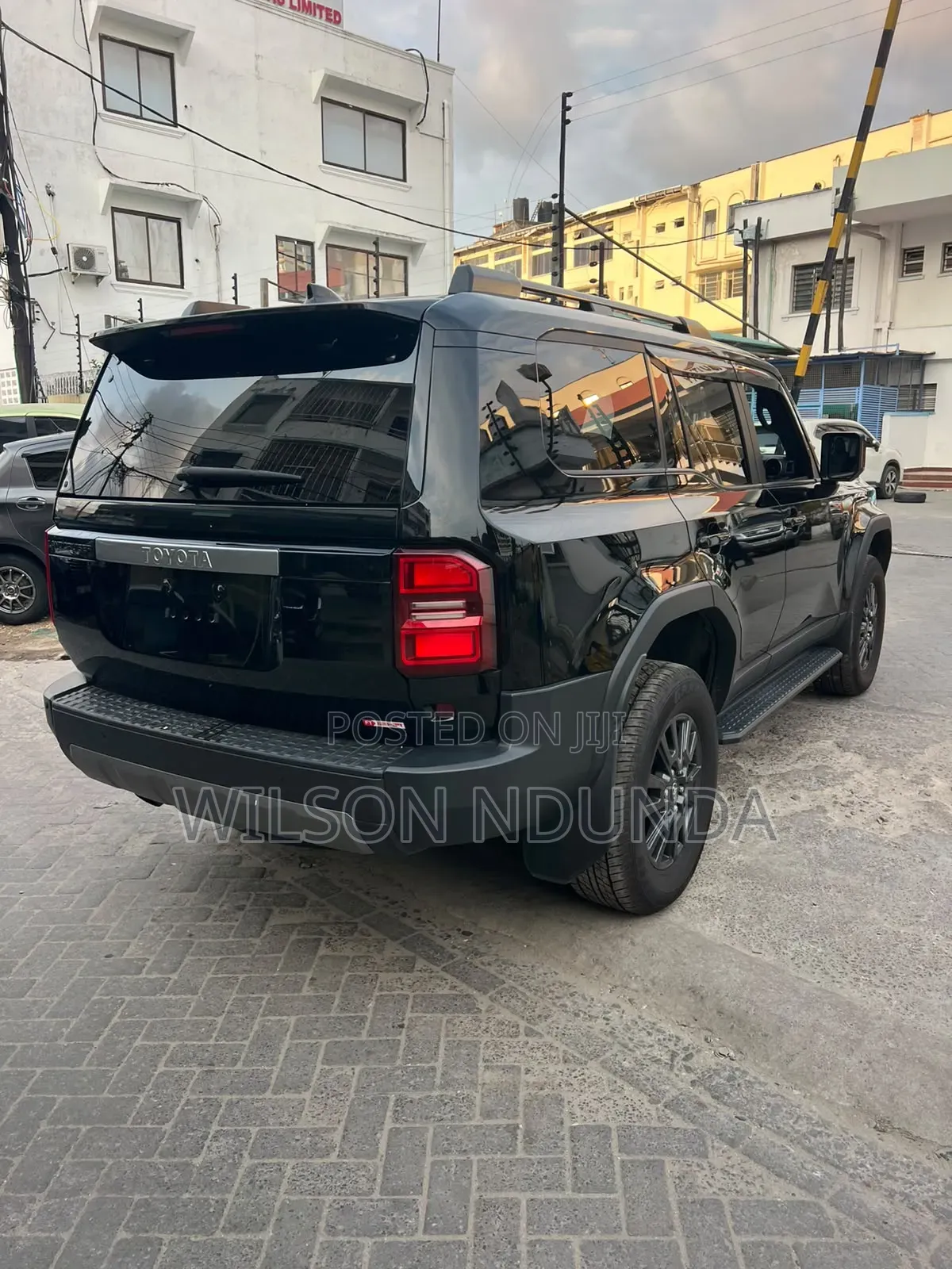Toyota Land Cruiser Prado 2024 Black