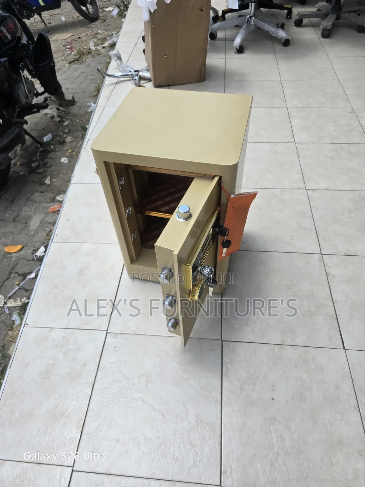 Safe and Cash Box Fireproof Safe Box