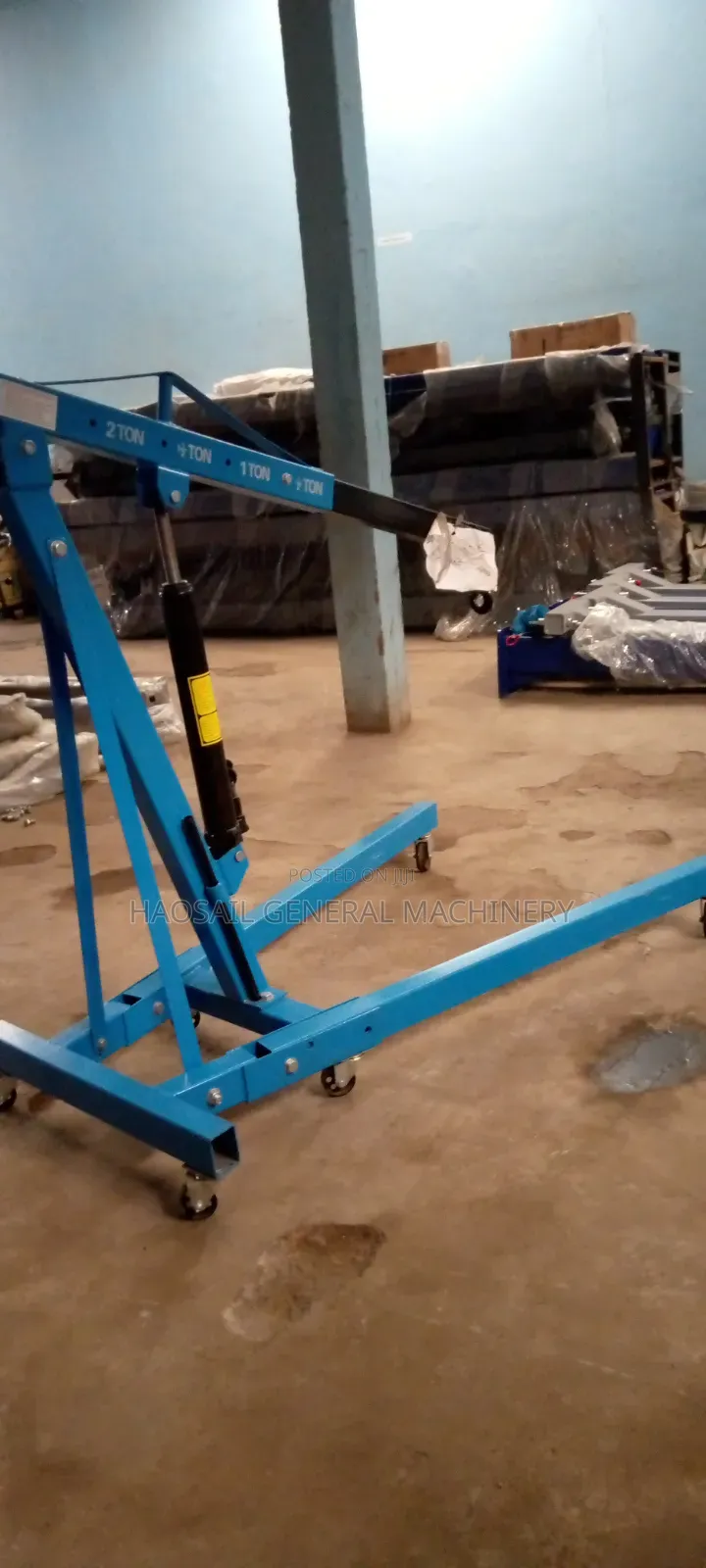 2T Engine Crane