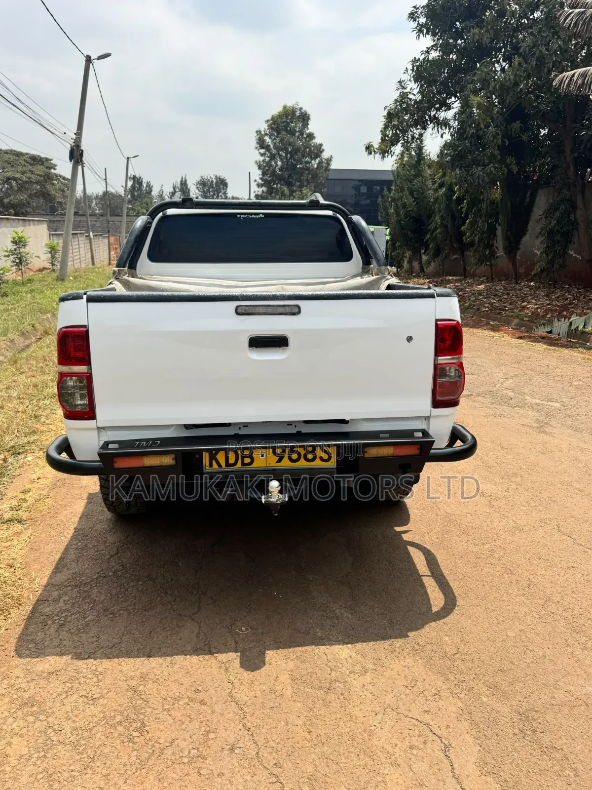 Toyota Hilux 3.0 D-4D 4x4 2013 White