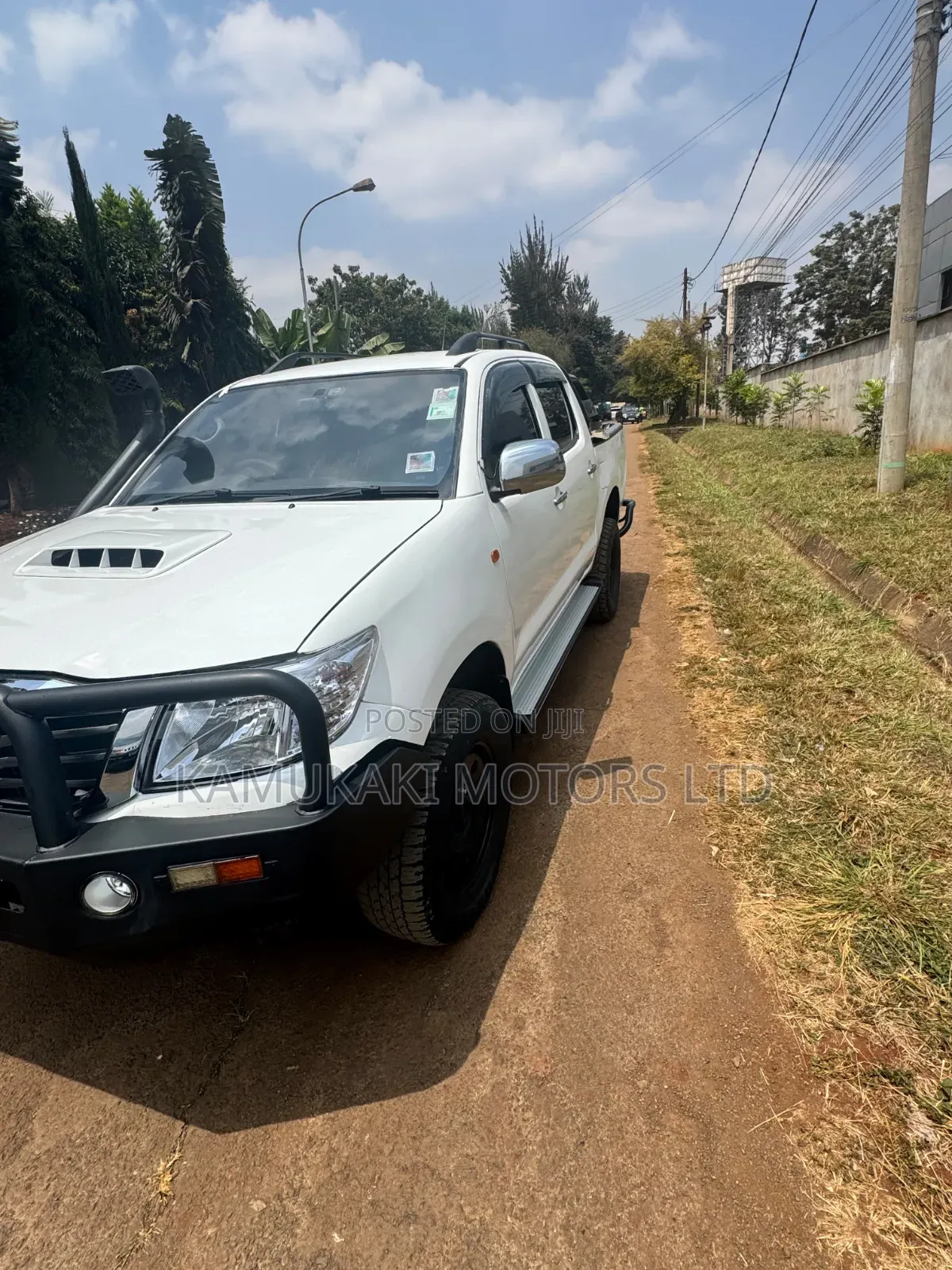 Toyota Hilux 3.0 D-4D 4x4 2013 White