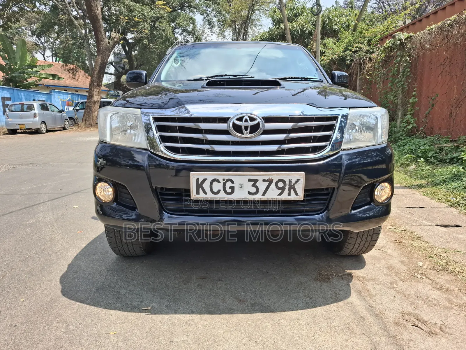 Toyota Hilux 2011 Black