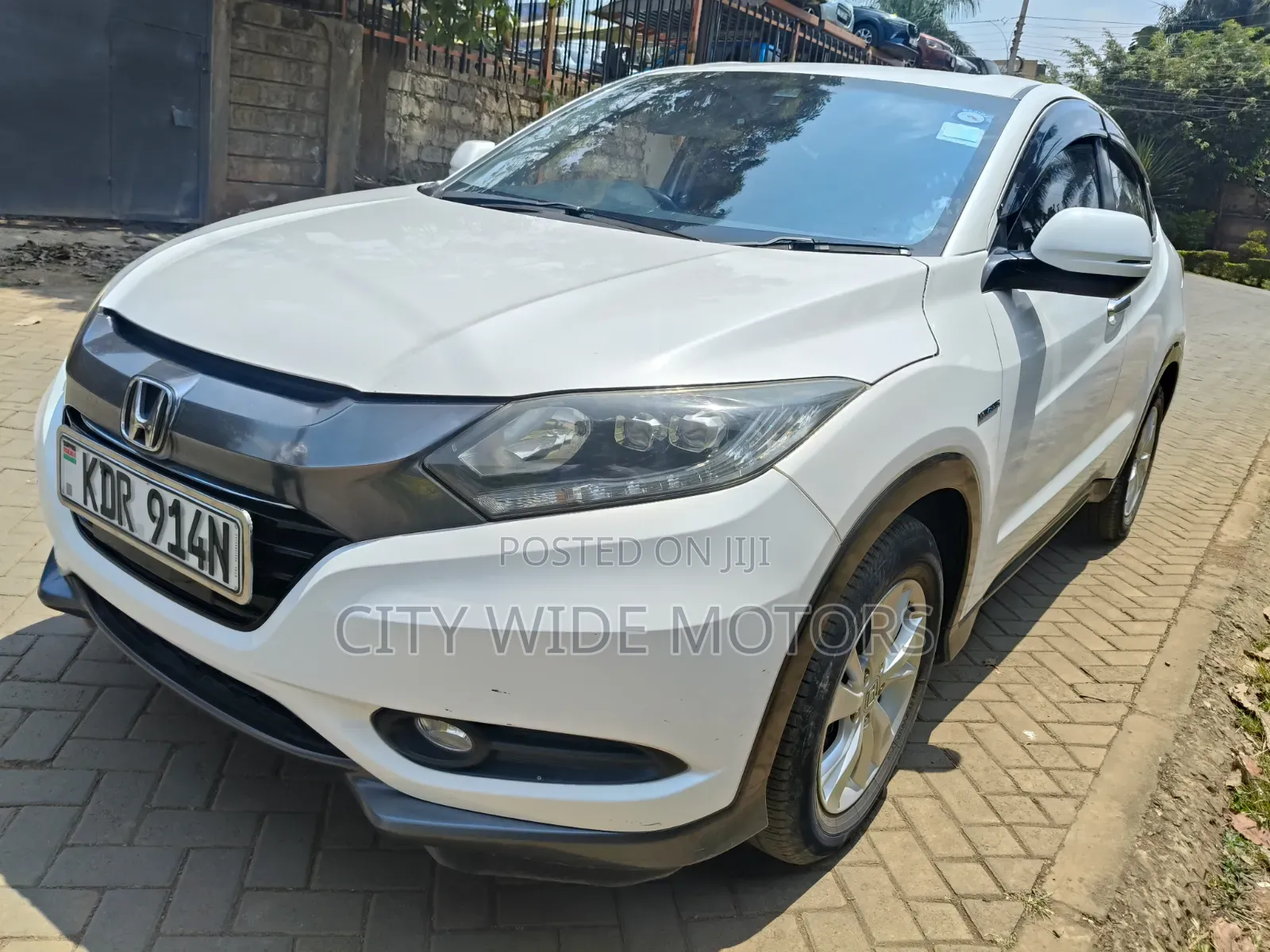 Honda Vezel 2017 White