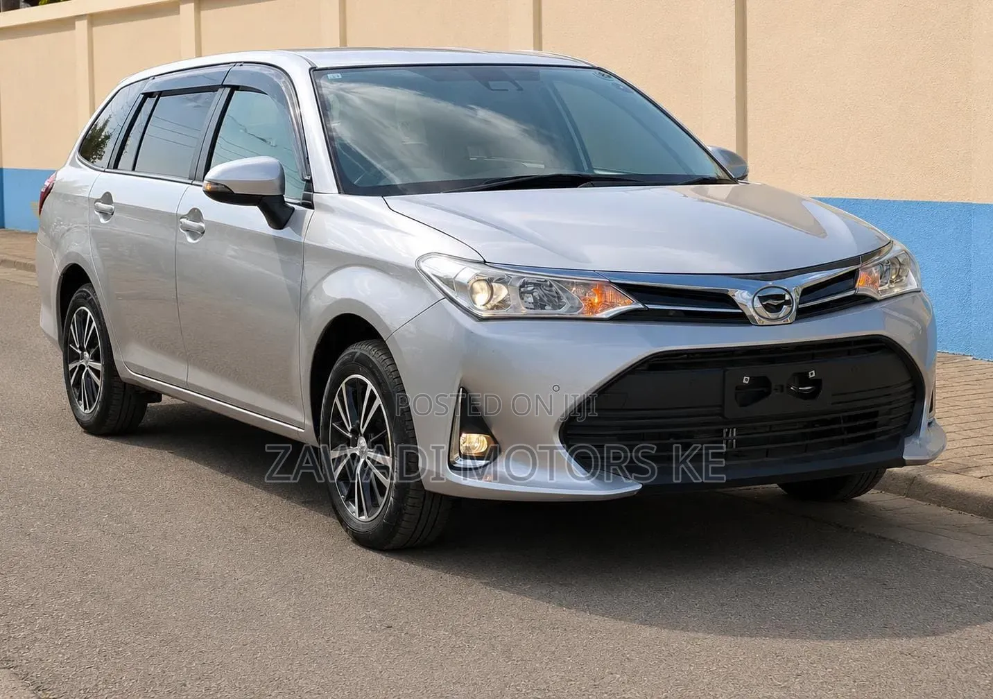 Toyota Corolla Fielder 2020 Silver