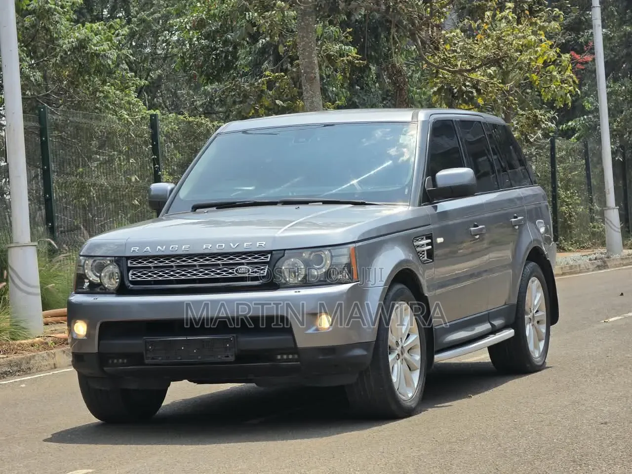 Land Rover Range Rover Sport 2012 Gray