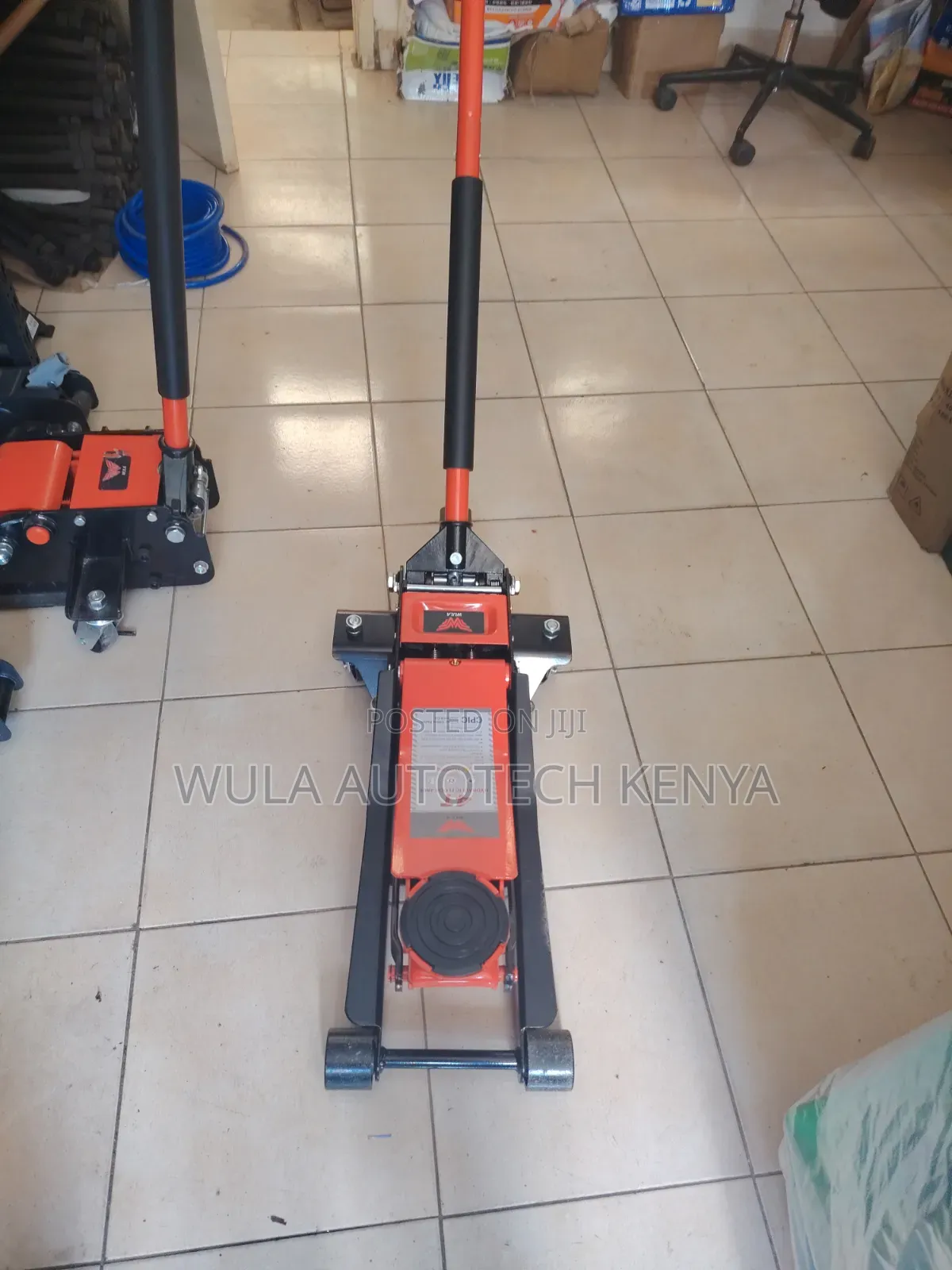 Equipment That Works as Hard as You Do 4tns Trolley Jack Sunshine