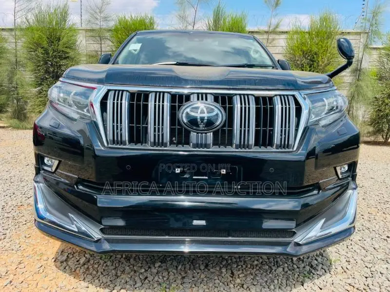 Toyota Land Cruiser Prado 2021 Black