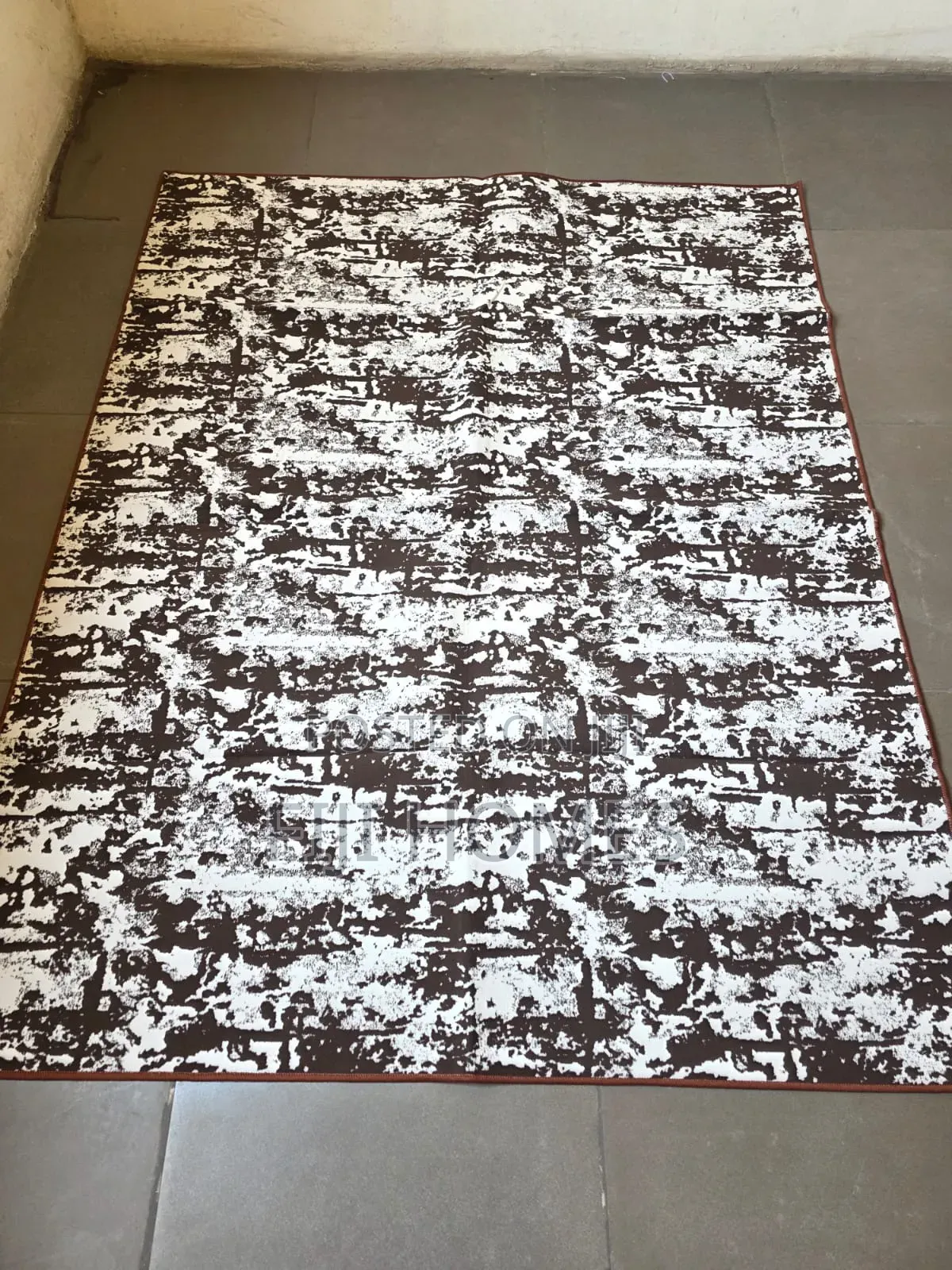 Non-Slip Urban Luxury Fur Carpet 5x8ft | Rubber Bottom
