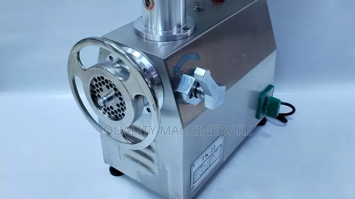 Durable Stainless Steel M22 Meat Mincer With Reverse
